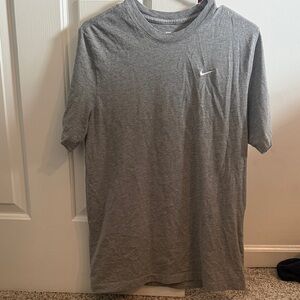 Nike Men's Heather Gray Short Sleeve Tee